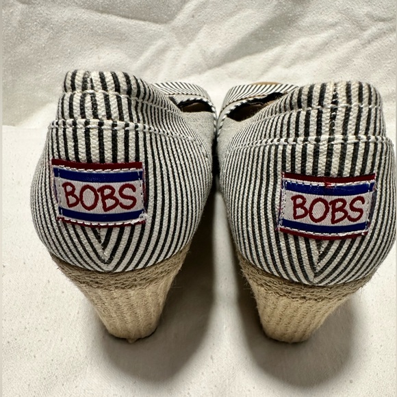 Bobs by Sketchers, wedge heels, women’s sz 10 - Picture 3 of 7